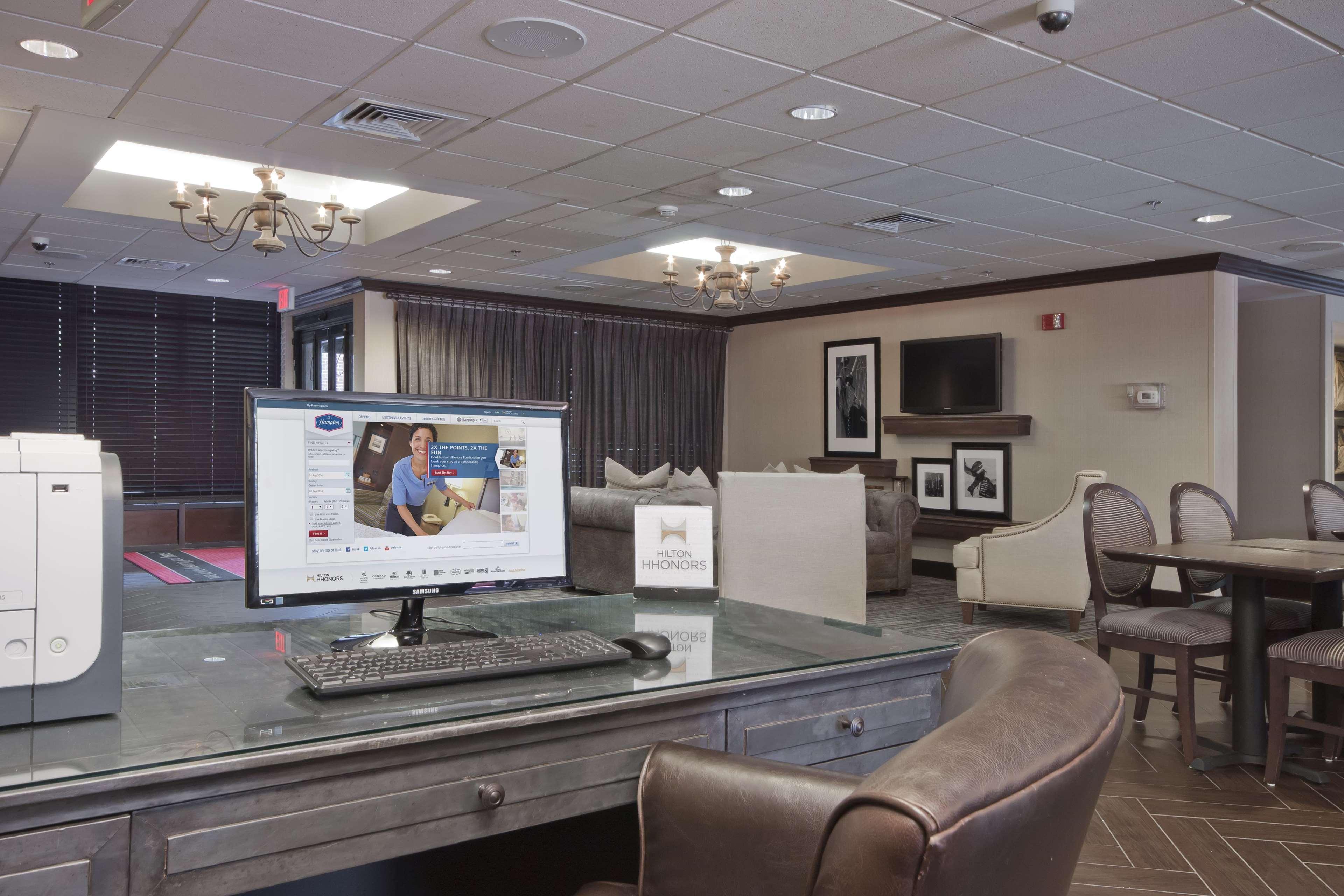 Hampton Inn Boston/Peabody Eksteriør billede